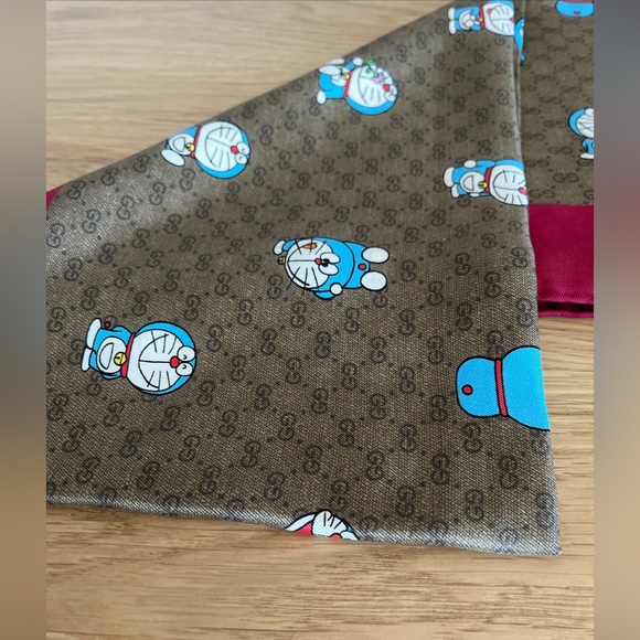 Doraemon 50 year collaboration with Gucci brand new collectible Limited edition - Picture 4 of 6